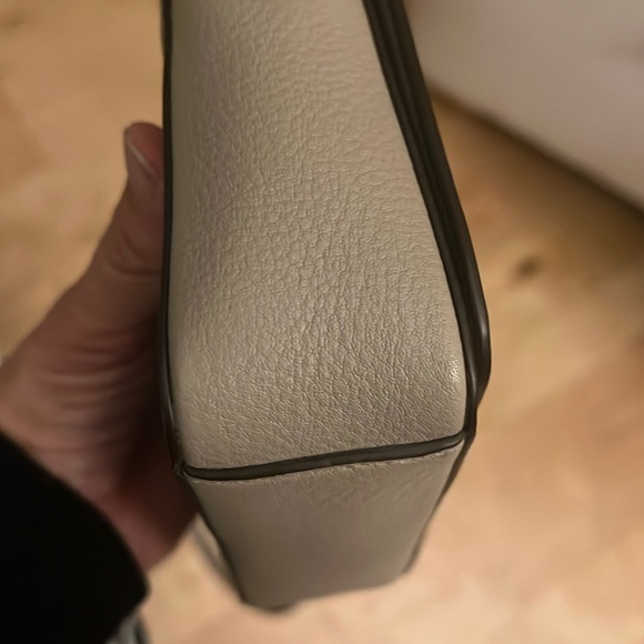 NWT Tory Burch Crossbody - Picture 7 of 9